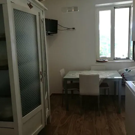 Splendore Con Cucina Bagno E Terrazzino 4posti Letto * Cannicchio